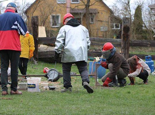 PLENER RZEŹBIARSKI Z WARSZTATAMI ODLEWNICZYMI W RUNOWIE