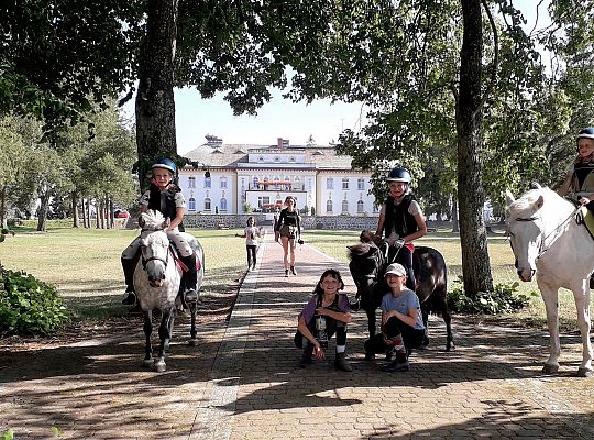 Potęgowo – trasy konne i szlaki konne Pomorskiego. Runowo jako lider turystyki konnej