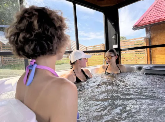 jacuzzi garden spa