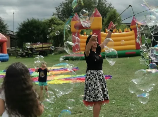 Działania społeczne Fundacji Bocianie Gniazdo w Runowie dla lokalnej społeczności